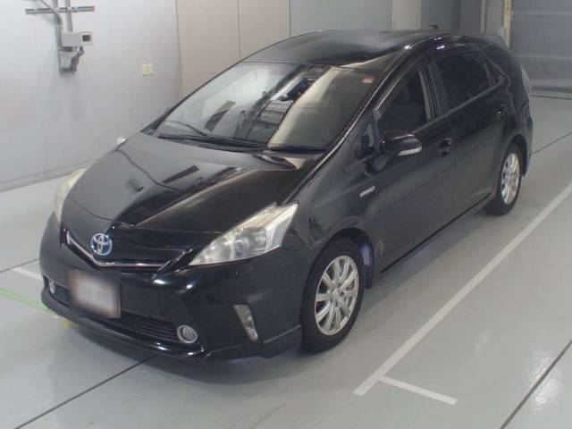 30089 TOYOTA PRIUS ALPHA ZVW41W 2012 г. (CAA Chubu)